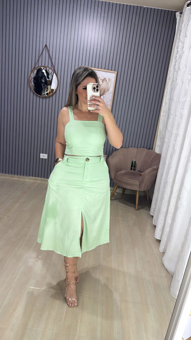 Conjunto saia midi linho