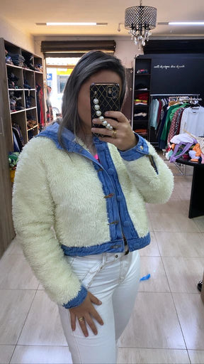 Jaqueta pelinhos Melinda