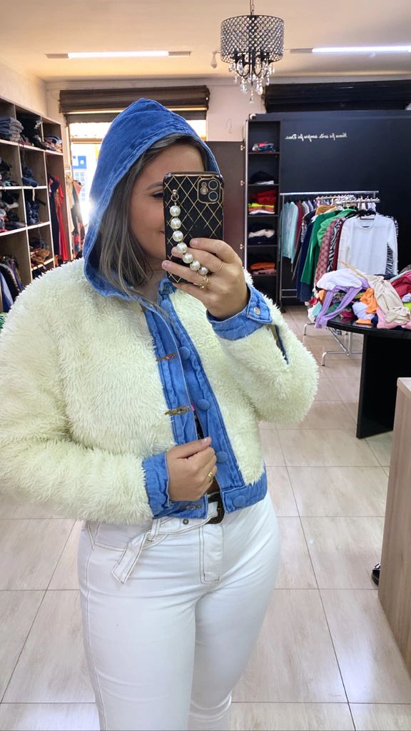 Jaqueta pelinhos Melinda